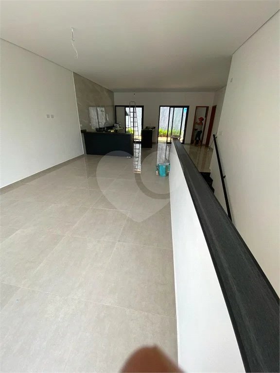 Casa à venda com 3 suítes em Chácara Roselândia, Cotia, SP