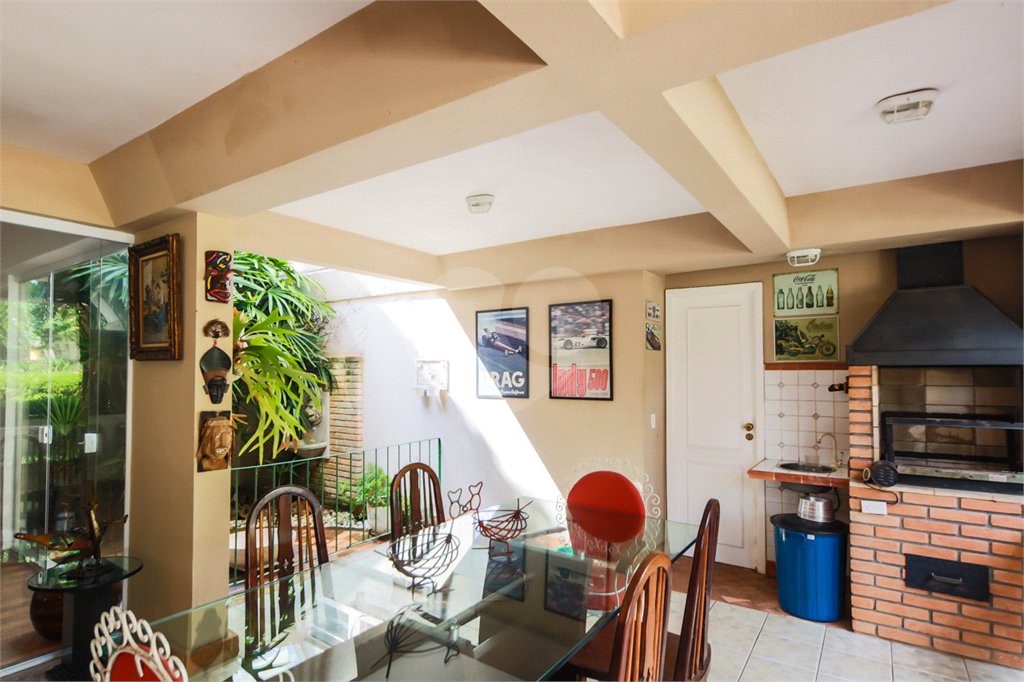 Casa à venda com 4 quartos, sendo 1 suíte,  em Interlagos, São Paulo, SP