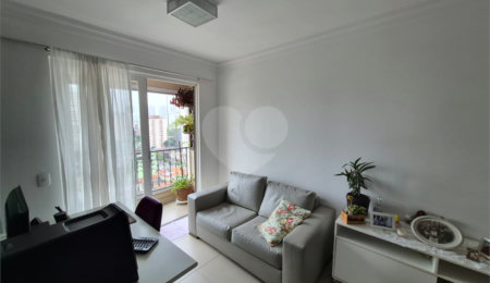 Apartamento à venda com 2 quartos em Vila Isa, São Paulo, SP