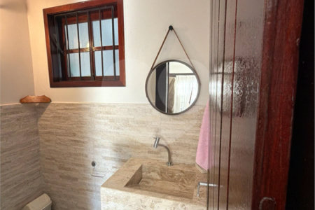Casa em condomínio à venda com 2 quartos em Peró, Cabo Frio, RJ
