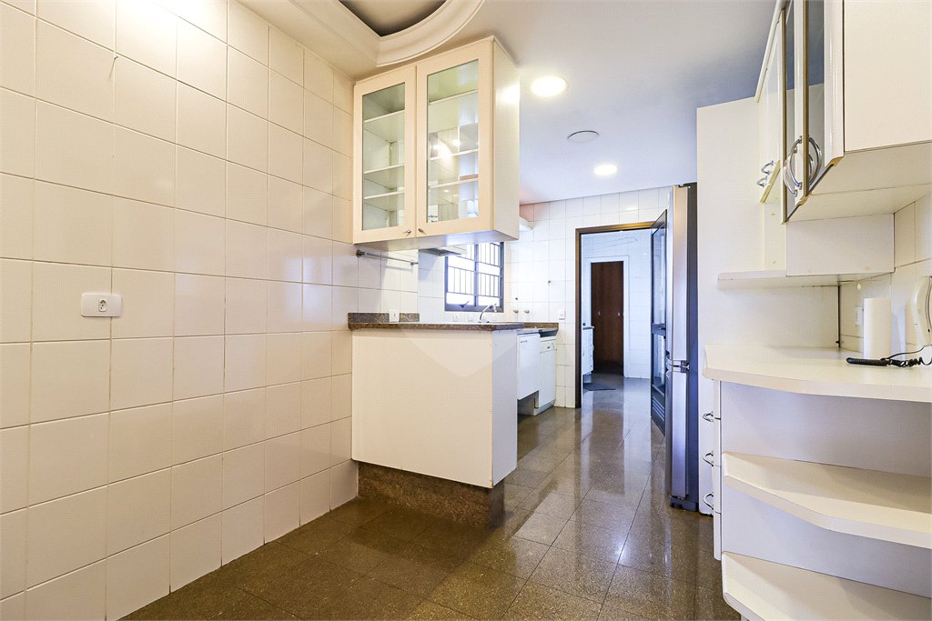 Apartamento à venda com 4 quartos, sendo 3 suítes, em Brooklin Paulista, São Paulo, SP
