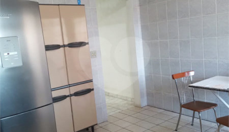 Sobrado à venda com 2 quartos em Jardim Peri, São Paulo, SP