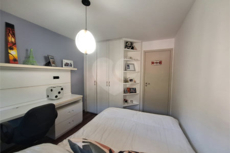 Apartamento à venda com 4 quartos, sendo 1 suíte,  em Tijuca, Rio de Janeiro, RJ