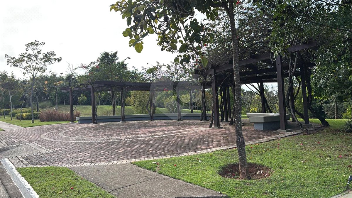 Casa à venda com 3 suítes no condomínio Residencial Chácara Ondina, Sorocaba - SP