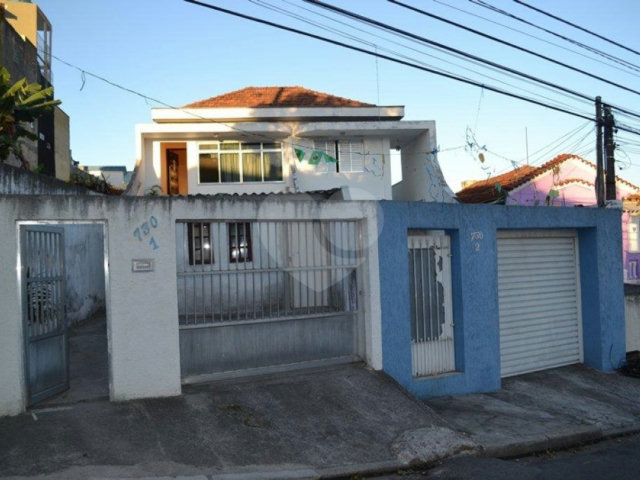 Sobrado à venda com 2 quartos em Vila Nivi, São Paulo, SP