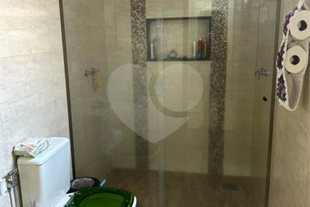 Casa à venda com 3 quartos, sendo 2 suítes, em Jardim de Cresci, São Carlos, SP