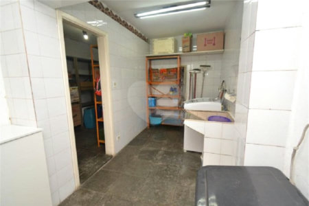 Casa à venda com 5 quartos, sendo 2 suítes, em Vila Galvão, Guarulhos, SP