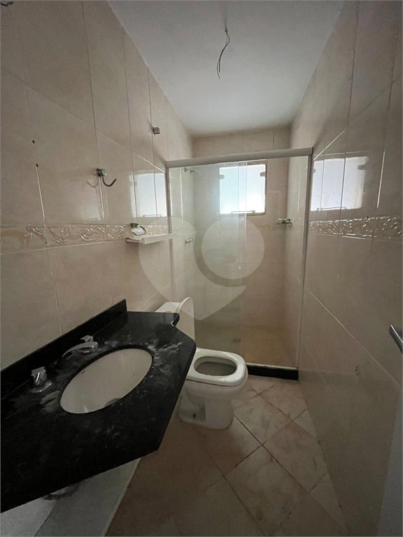 Casa à venda com 4 quartos, sendo 2 suítes, no condomínio Pedra Mar, Rio de Janeiro - RJ
