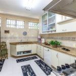 Casa de Vila à venda com 3 quartos, sendo 1 suíte, em Alto da Boa Vista, São Paulo, SP
