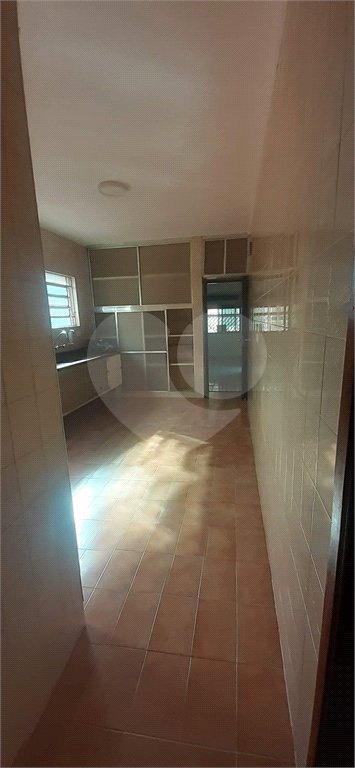 Casa à venda com 3 quartos, sendo 1 suíte, em Vila Gustavo, São Paulo, SP