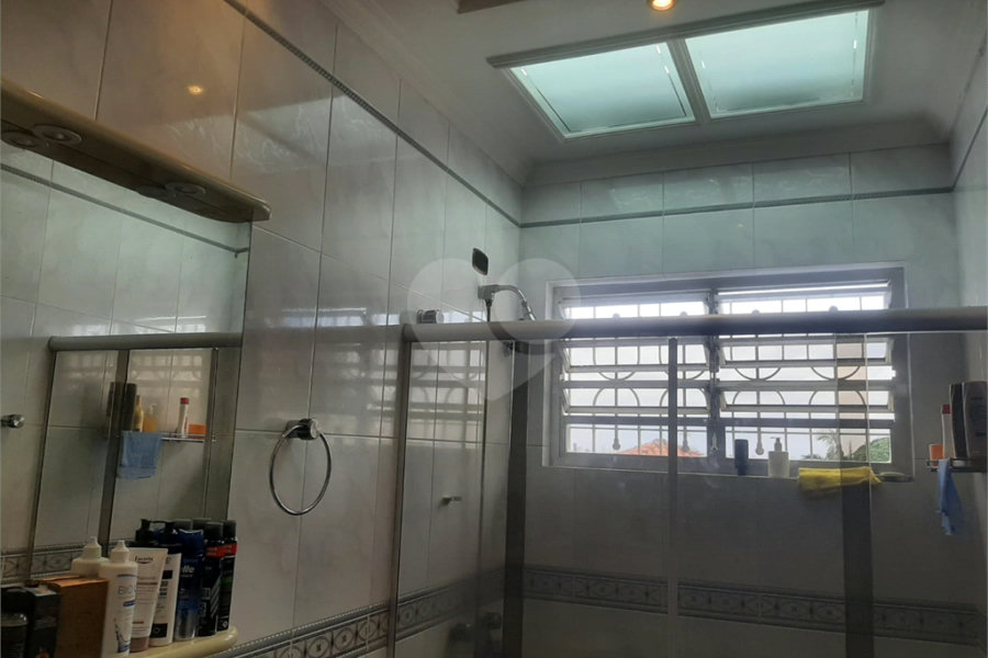 Sobrado à venda com 4 quartos, sendo 2 suítes, em Tremembé, São Paulo, SP