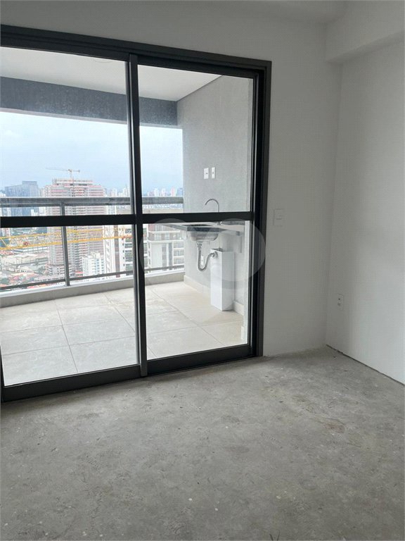 Apartamento à venda com 1 quarto em Santo Amaro, São Paulo, SP