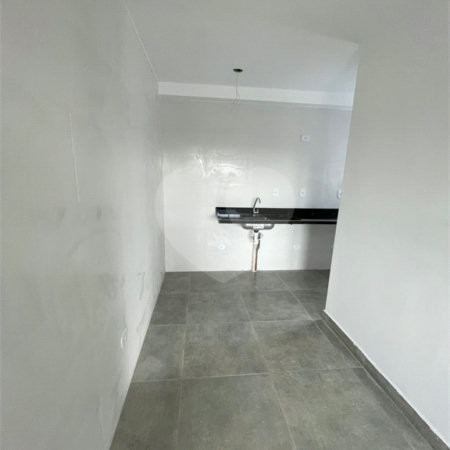 Casa à venda com 3 quartos, sendo 1 suíte, no condomínio Residencial Calegari, São Paulo - SP