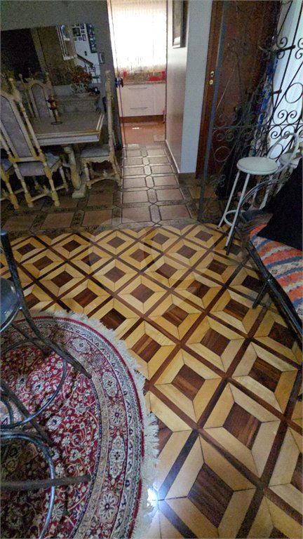 Casa à venda com 4 quartos, sendo 1 suíte, em Vila Paiva, São Paulo, SP