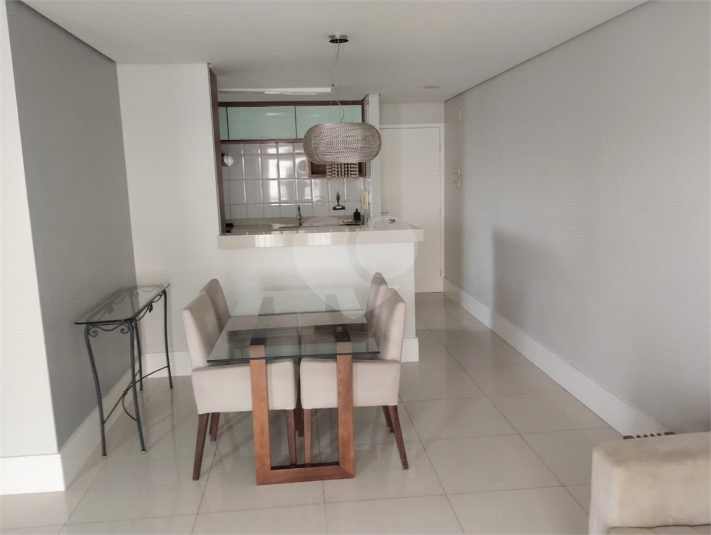 Apartamento para alugar com 2 quartos, sendo 1 suíte, em Vila Invernada, São Paulo, SP
