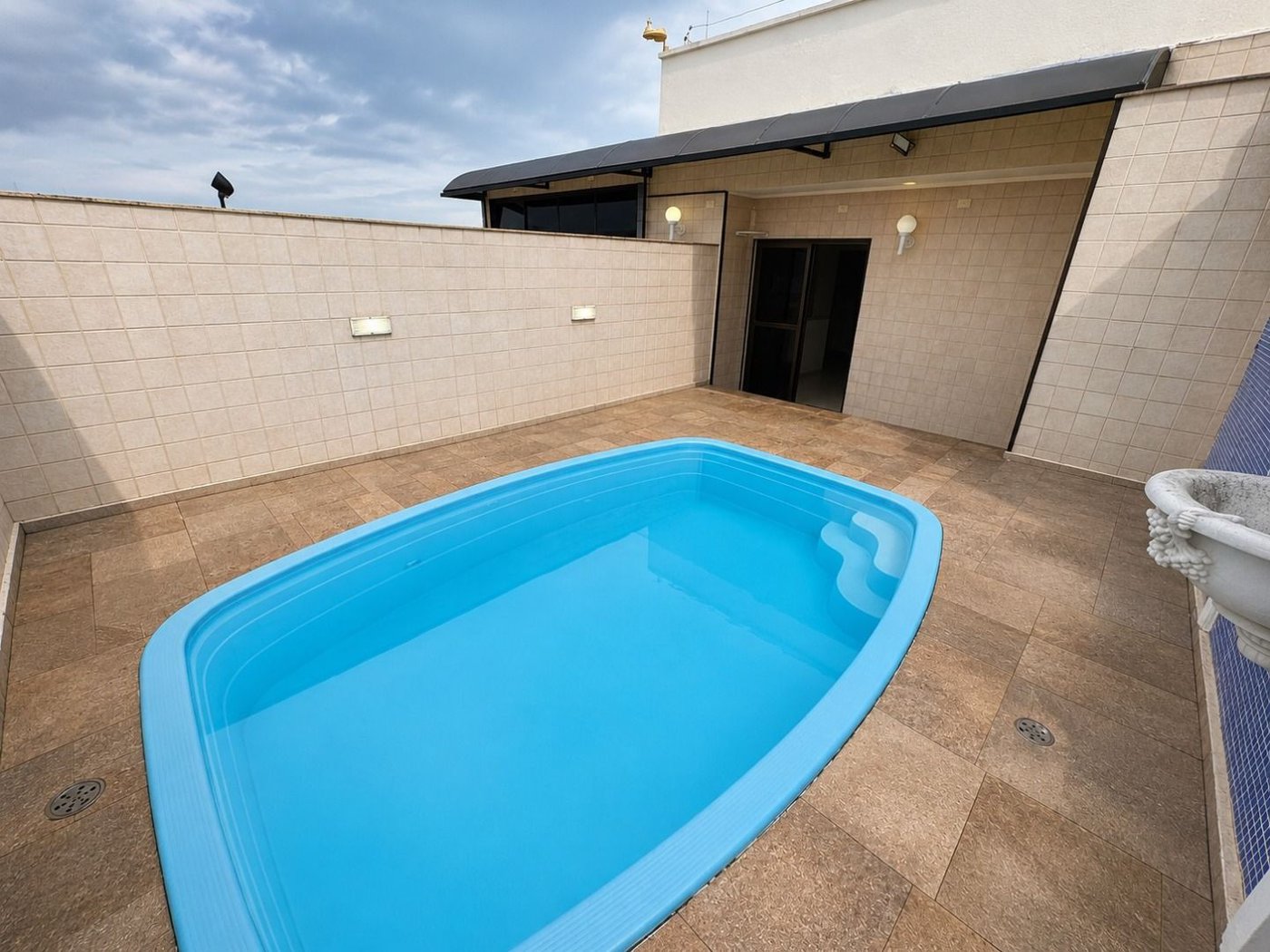 Cobertura com 4 dormitórios à venda, 360 m² por R$ 1.990.000,00 - Gonzaga - Santos/SP
