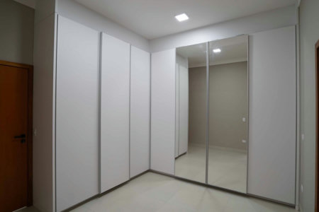 Casa à venda com 4 suítes no condomínio Gramado Park Residencial, Álvares Machado - SP
