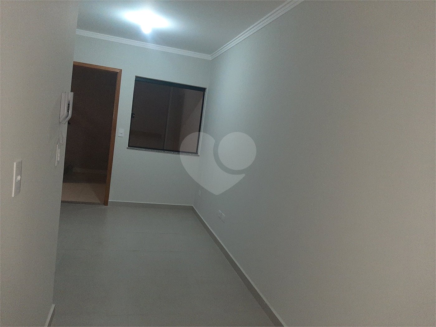 Apartamento VENDER na Vila Nivi, com 37m2, 2 quartos, 2 banheiro, sala, cozinha, SEM vaga