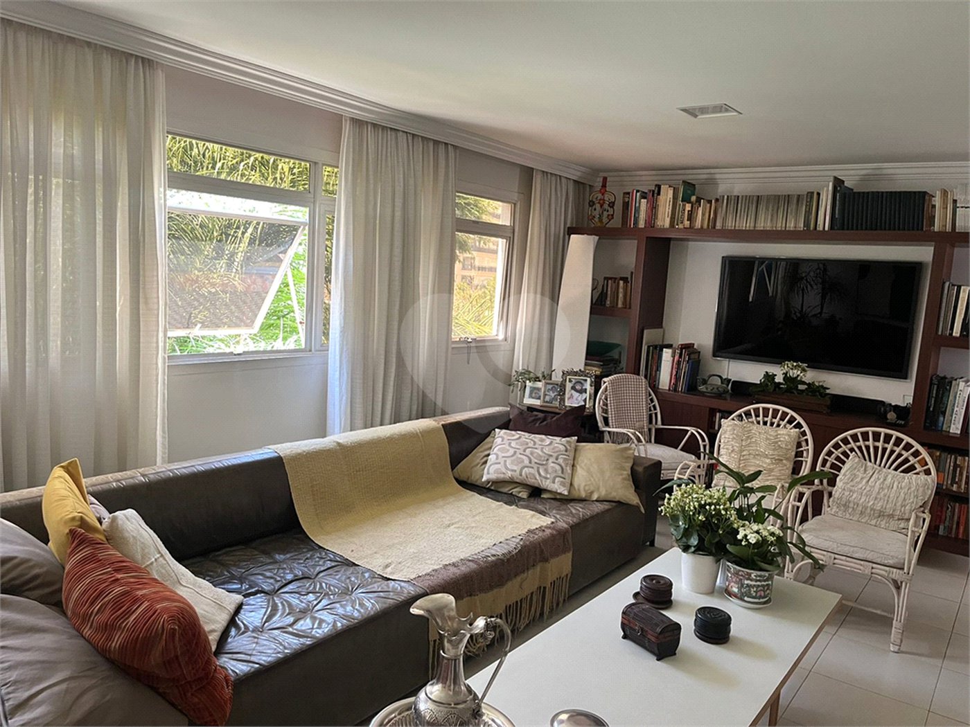 Apartamento à venda com 2 quartos, sendo 1 suíte,  em Itaim Bibi, São Paulo, SP