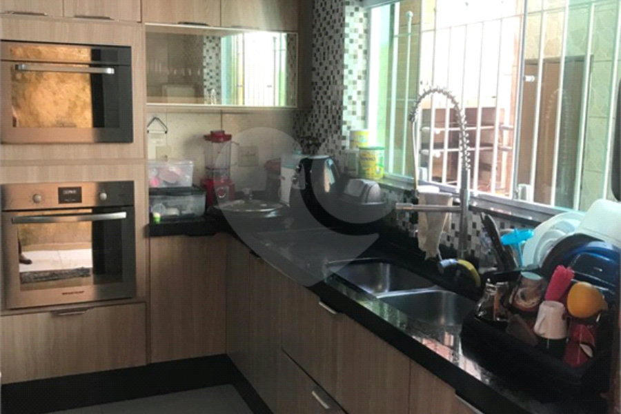 Sobrado à venda com 3 quartos, sendo 1 suíte, em Vila Guilherme, São Paulo, SP