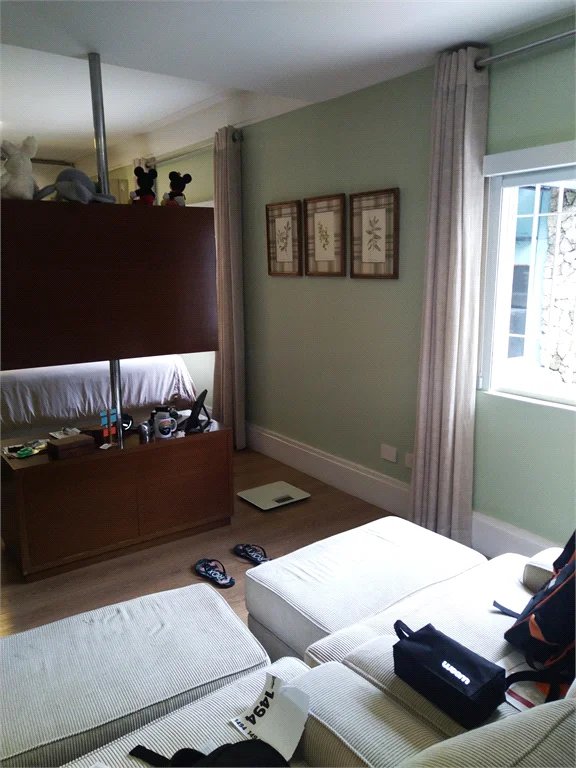 Casa à venda com 4 quartos, sendo 3 suítes, em Vila Tramontano, São Paulo, SP