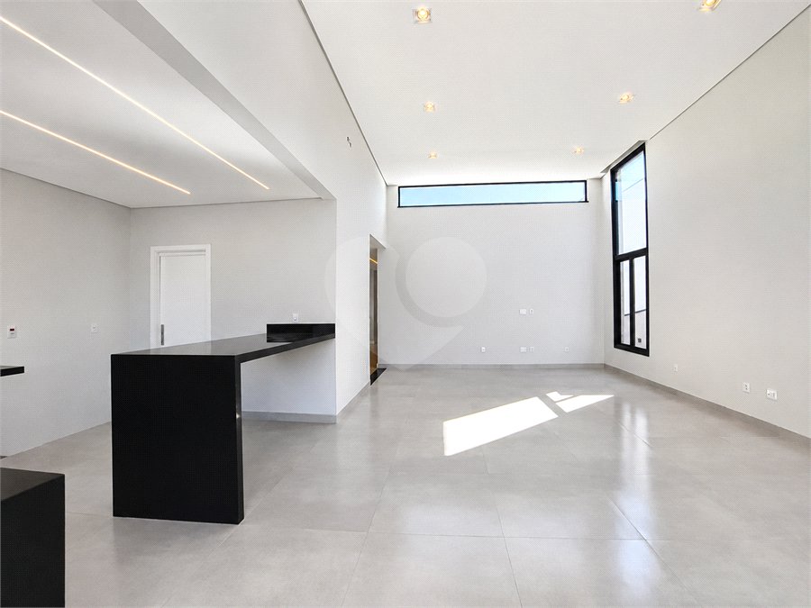 Casa à venda com 3 suítes no condomínio Bougainville, Sorocaba - SP