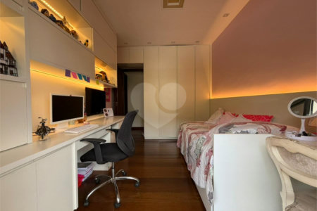 Apartamento à venda com 3 quartos, sendo 2 suítes, em Tijuca, Rio de Janeiro, RJ