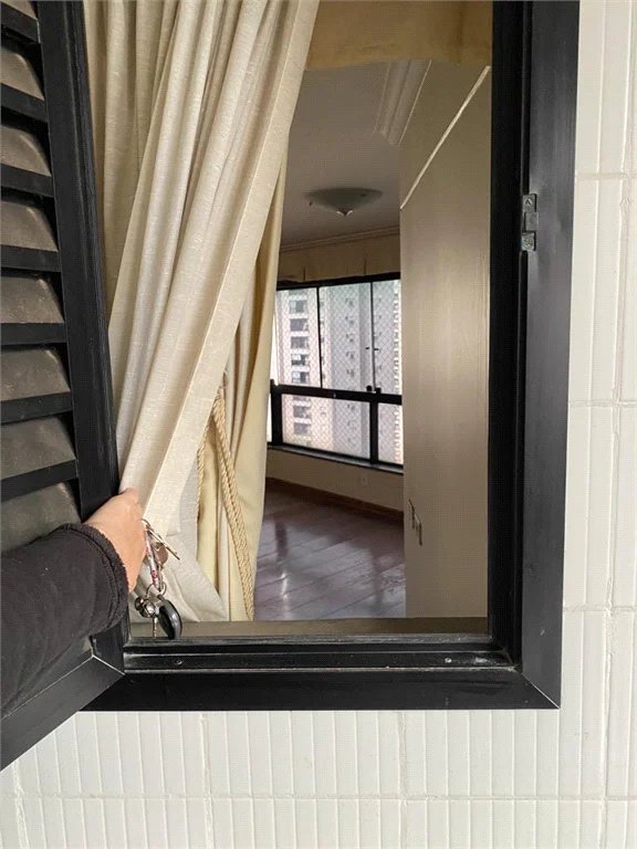 Apartamento à venda com 4 quartos, sendo 3 suítes, em Vila Suzana, São Paulo, SP