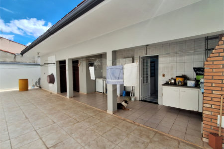 Casa à venda com 4 quartos, sendo 1 suíte, em Wanel Ville, Sorocaba, SP
