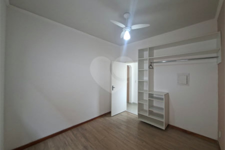 Casa à venda ou para alugar com 3 quartos, sendo 1 suíte, em Vila Aparecida, Itapetininga, SP