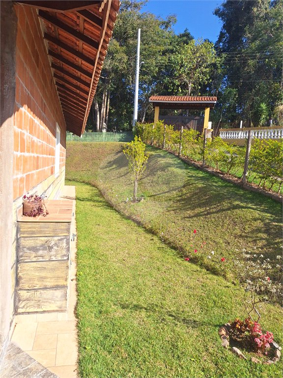 Casa em condomínio à venda com 3 quartos, sendo 1 suíte,  no Centro, Bom Jesus dos Perdões, SP