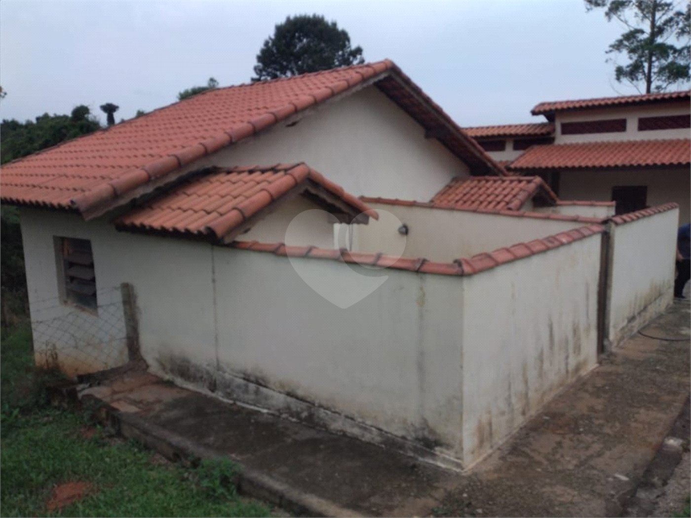 Chácara à venda com 4 quartos, sendo 3 suítes, em Ibiúna, Ibiúna, SP