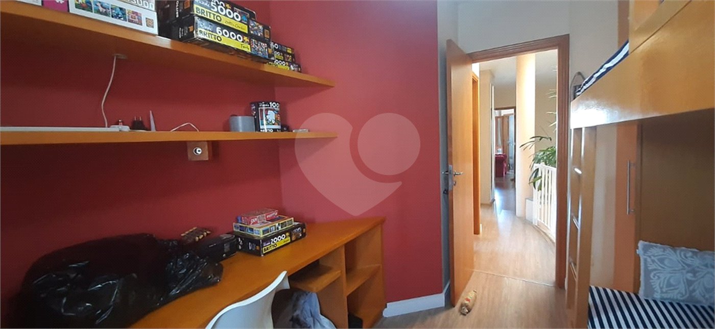 Casa à venda com 4 quartos, sendo 2 suítes,  em Jardim Paraíso, São Paulo, SP
