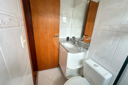 Casa à venda com 3 suítes em Vila Mariana, São Paulo, SP