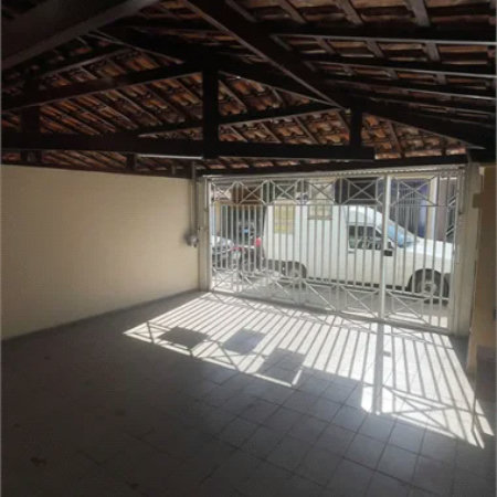 Sobrado à venda com 4 quartos, sendo 1 suíte, em Jardim Ester Yolanda, São Paulo, SP