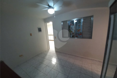 Casa de Vila para alugar com 1 quarto em Jardim Novo Taboão, São Paulo, SP