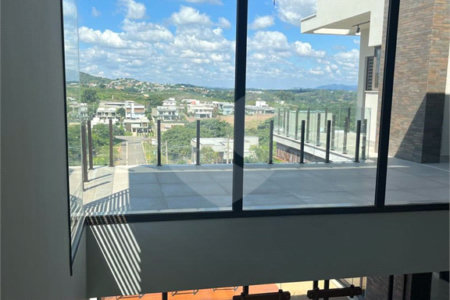 Casa à venda com 4 suítes no condomínio Residencial Campo de Toscana, Vinhedo - SP