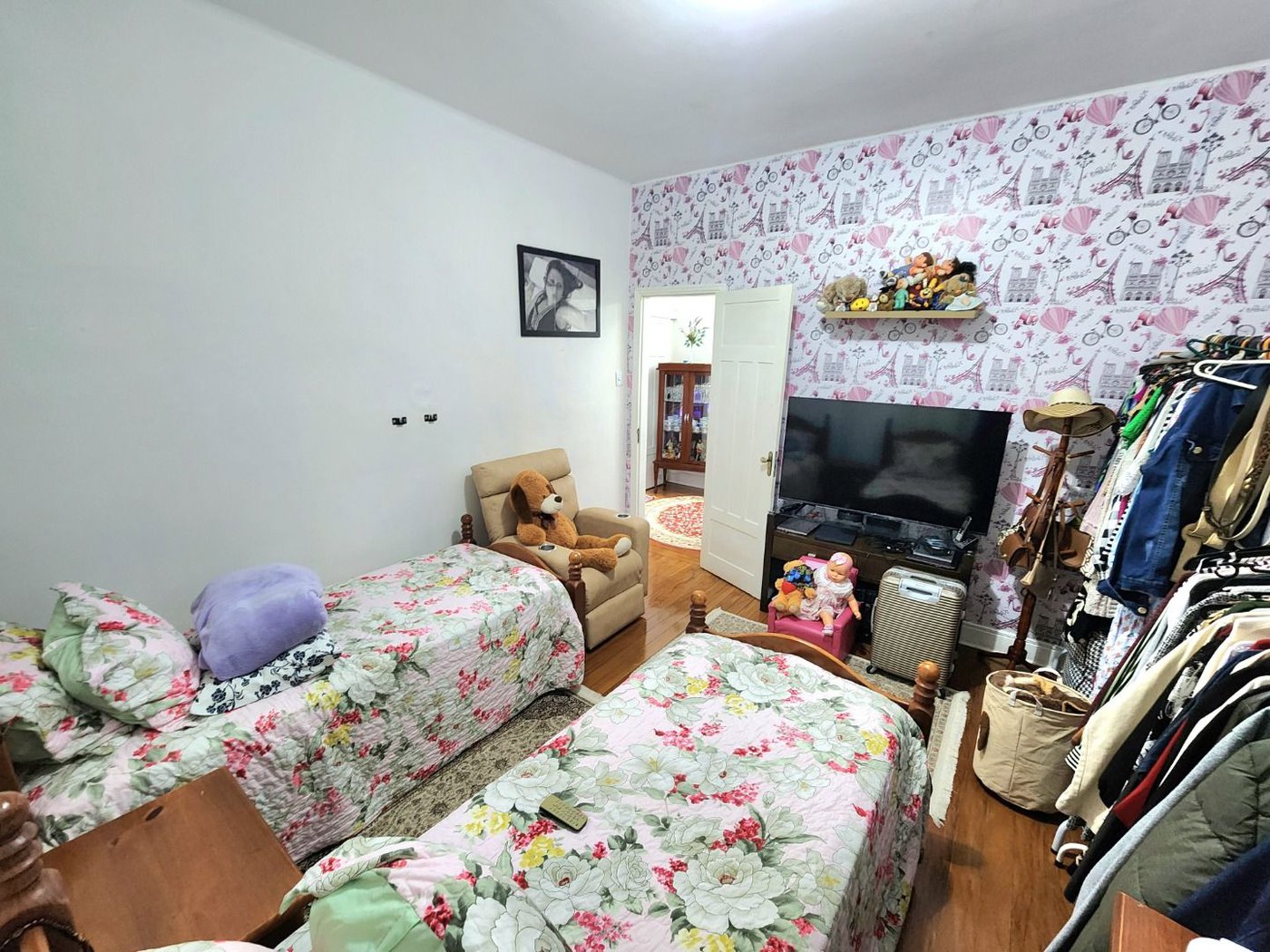 Casa próximo da praia com 3 dormitórios à venda, 128 m² por R$ 1.300.000 - Pompéia - Santos/SP