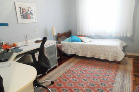 Sobrado à venda com 3 quartos, sendo 1 suíte,  em Jardim Marajoara, São Paulo, SP
