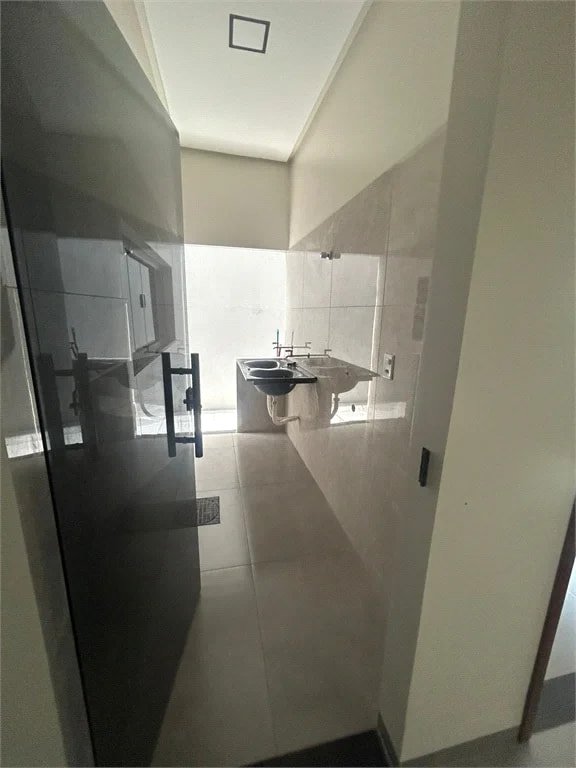 Casa à venda com 3 quartos, sendo 1 suíte,  em São Luís, Balsas, MA