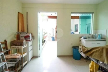Casa Térrea à venda com 3 quartos, sendo 1 suíte, em Santana, São Paulo, SP