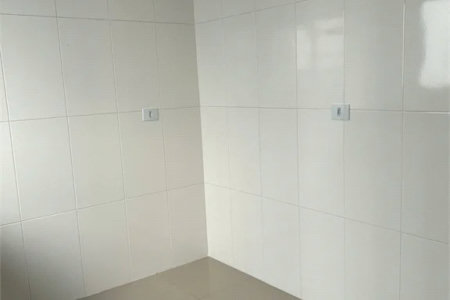 Casa à venda com 3 quartos, sendo 1 suíte, em Jardim Cidália, São Paulo, SP