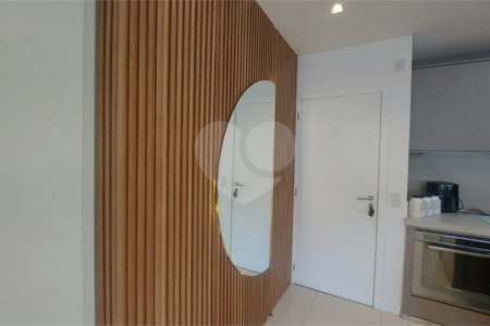 Apartamento à venda ou para alugar com 2 suítes em Itacorubi, Florianópolis, SC