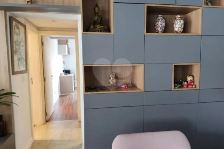 Apartamento à venda com 3 quartos, sendo 1 suíte,  em Santa Cecília, São Paulo, SP