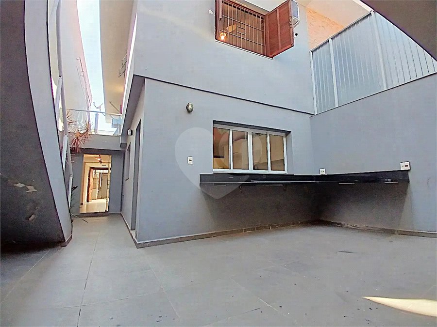 Sobrado à venda com 3 quartos, sendo 1 suíte, em Brooklin, São Paulo, SP