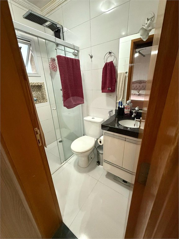 Casa à venda com 3 quartos, sendo 1 suíte, no condomínio Praça Leão, São Paulo - SP