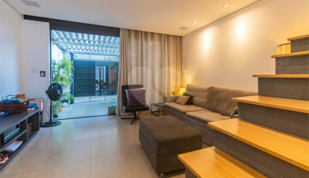 Casa de Vila à venda com 2 quartos em Chácara Santo Antônio, São Paulo, SP