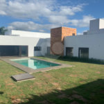 Casa à venda com 4 suítes no condomínio Lago Azul Residencial e Golfe, Araçoiaba da Serra - SP