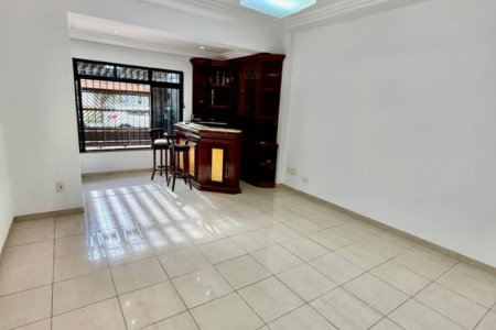 Sobrado com 3 dormitórios, 200 m² - venda por R$ 2.350.000,00 ou aluguel por R$ 12.500,00/mês - Embaré - Santos/SP