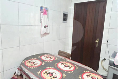 Sobrado à venda com 5 quartos em Pununduva, Cotia, SP
